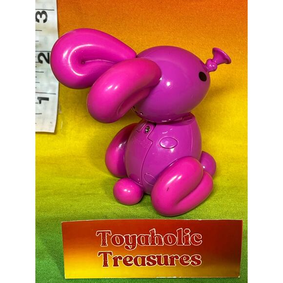 Squeakee Minis Poppy the Balloon Bunny Mini Figure - Picture 3 of 3